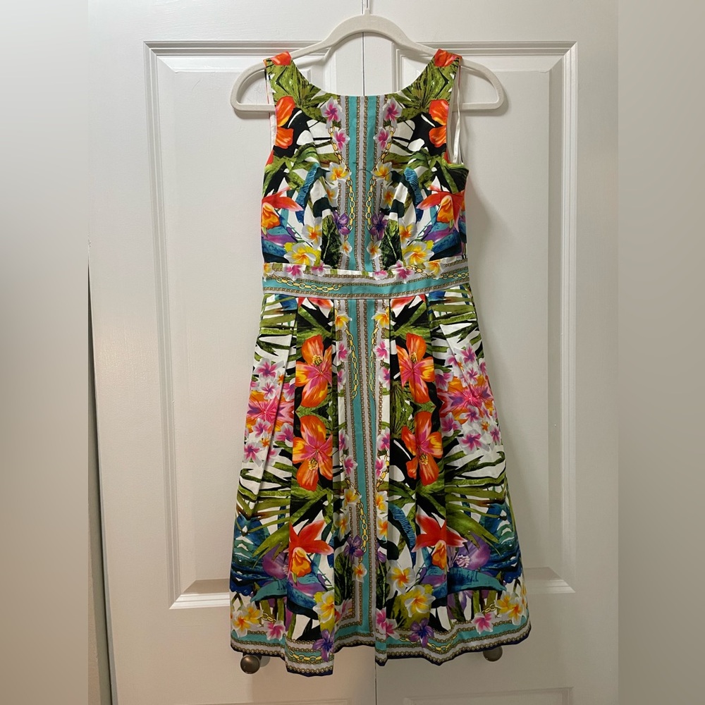 Maggy London Floral Chain Print Fit & Flare Dress Size 4 Women’s Bright and Bold - Picture 2 of 4